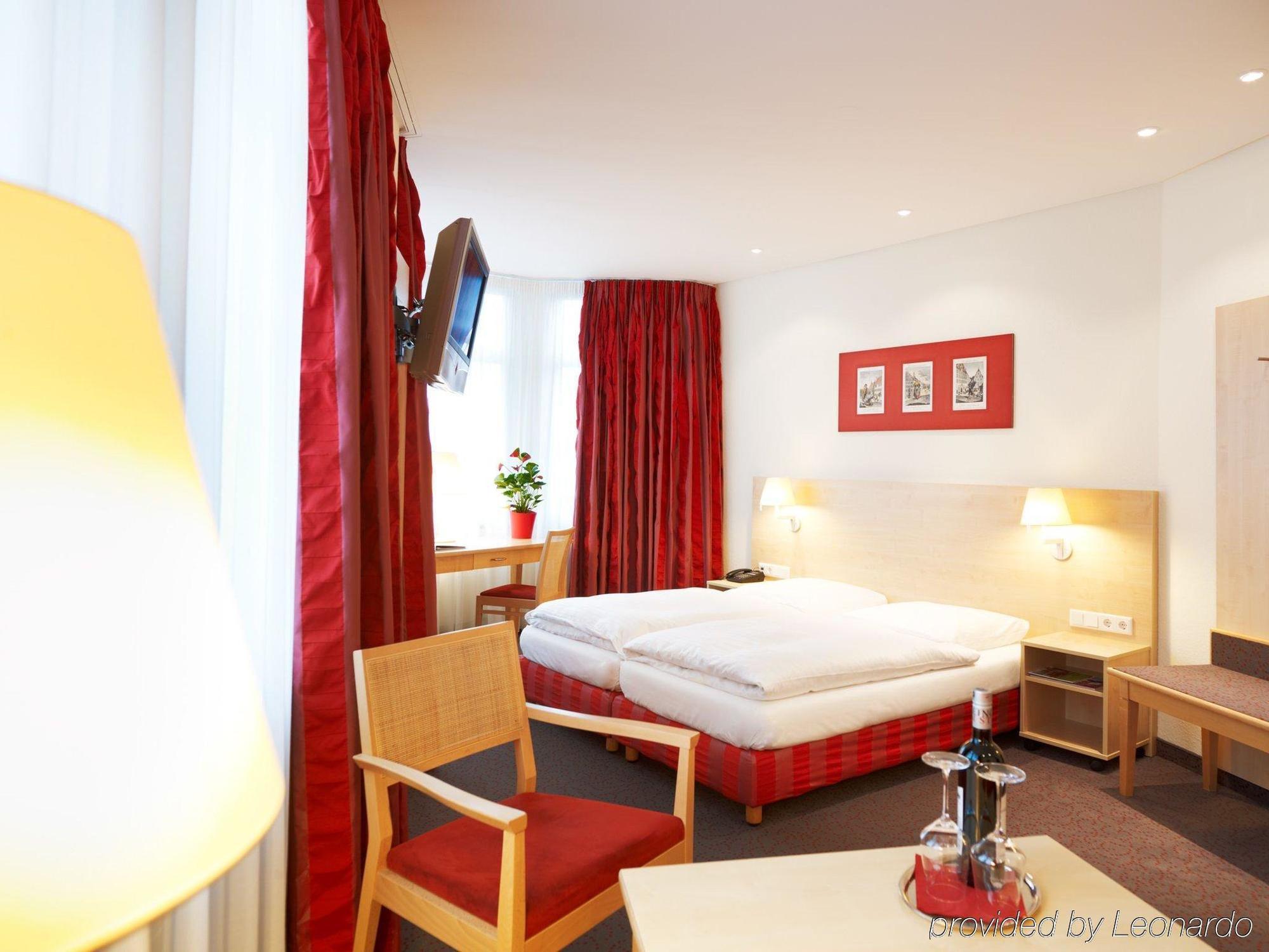 Hotel Victoria Nuernberg Номер фото