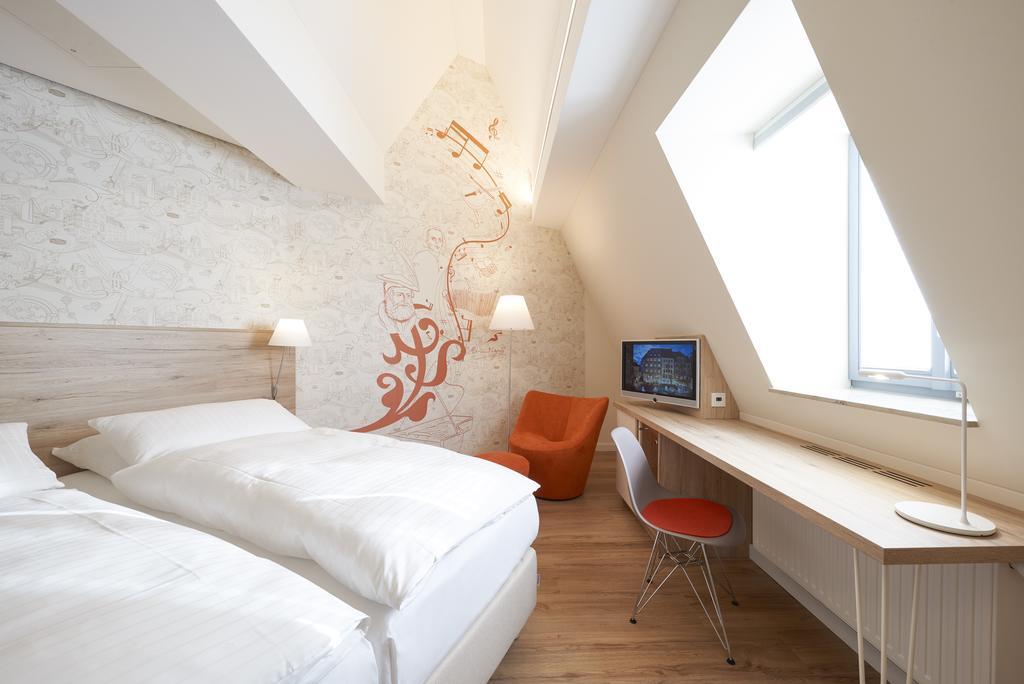 Hotel Victoria Nuernberg Экстерьер фото