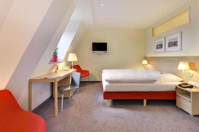 Hotel Victoria Nuernberg Экстерьер фото