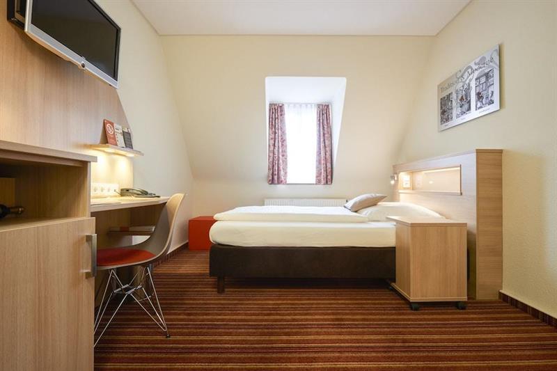 Hotel Victoria Nuernberg Экстерьер фото